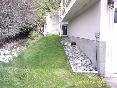 562 Pebble Beach Drive Oak Harbor WA 98239