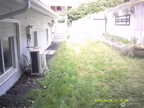 562 Pebble Beach Drive Oak Harbor WA 98239