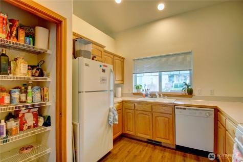 170 13th Court Oak Harbor WA 98277