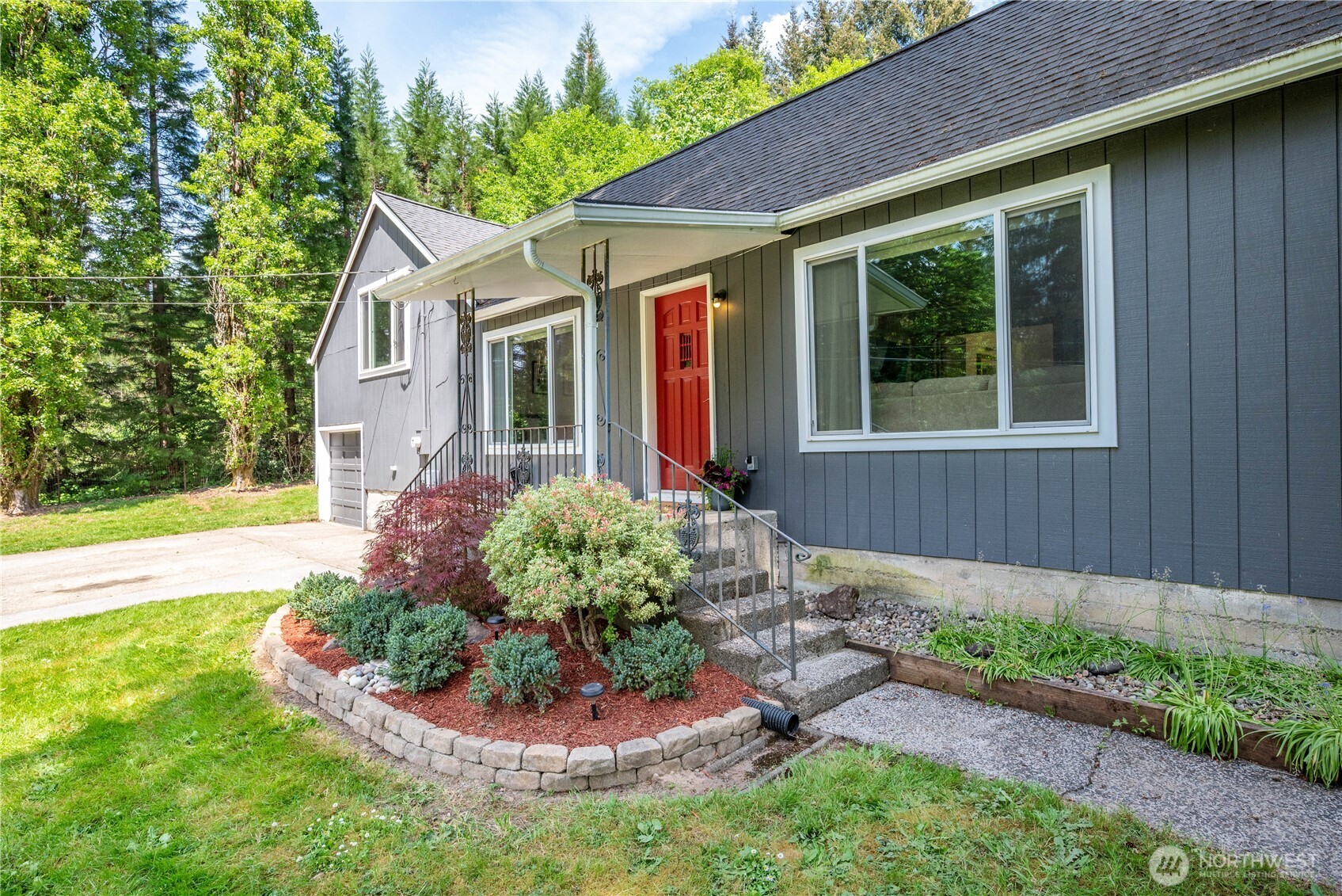 1304 Coal Creek Road Longview WA 98632