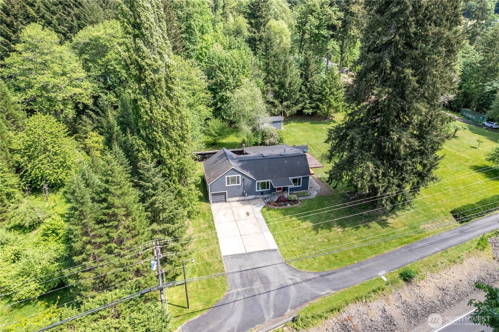 1304 Coal Creek Road Longview WA 98632