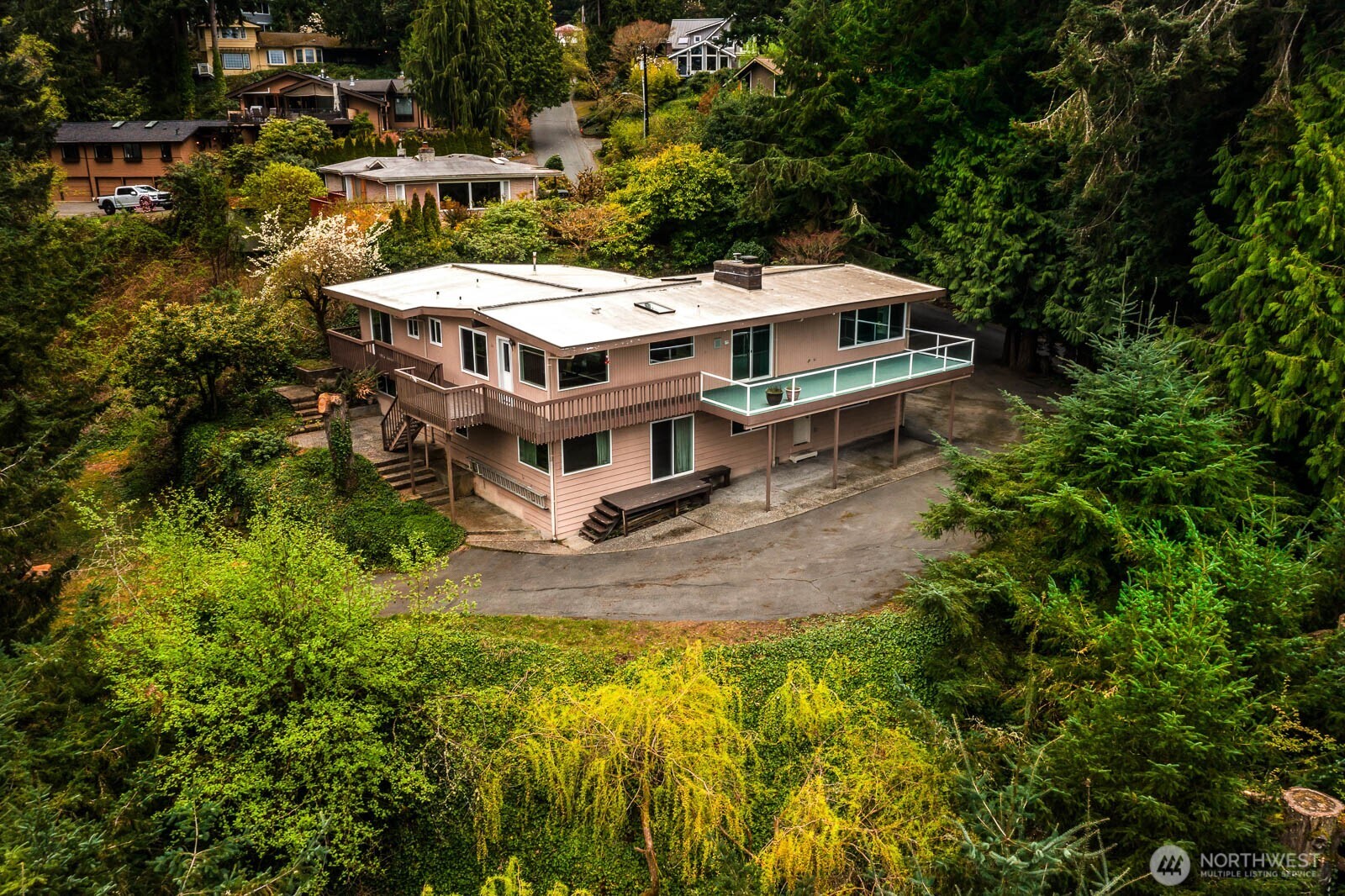 7413 Soundview Drive Edmonds WA 98026