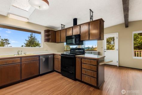7413 Soundview Drive Edmonds WA 98026