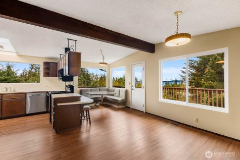 7413 Soundview Drive Edmonds WA 98026