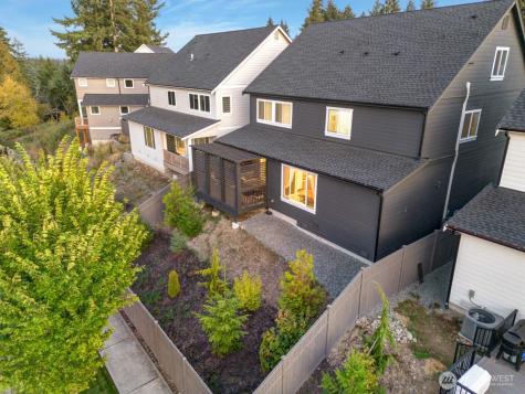 2302 29th Street Pl SE Puyallup WA 98374