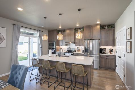 4750 W Hawk Moses Lake WA 98837