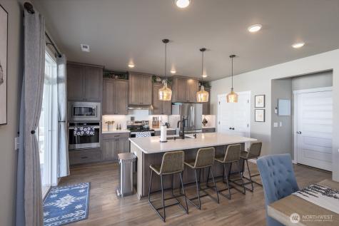 4750 W Hawk Moses Lake WA 98837