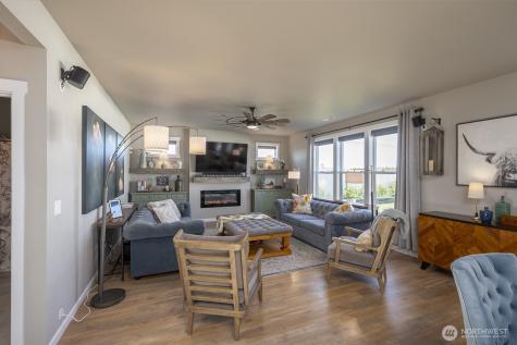 4750 W Hawk Moses Lake WA 98837