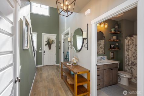 4750 W Hawk Moses Lake WA 98837