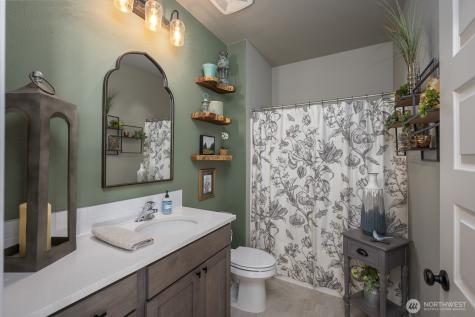 4750 W Hawk Moses Lake WA 98837