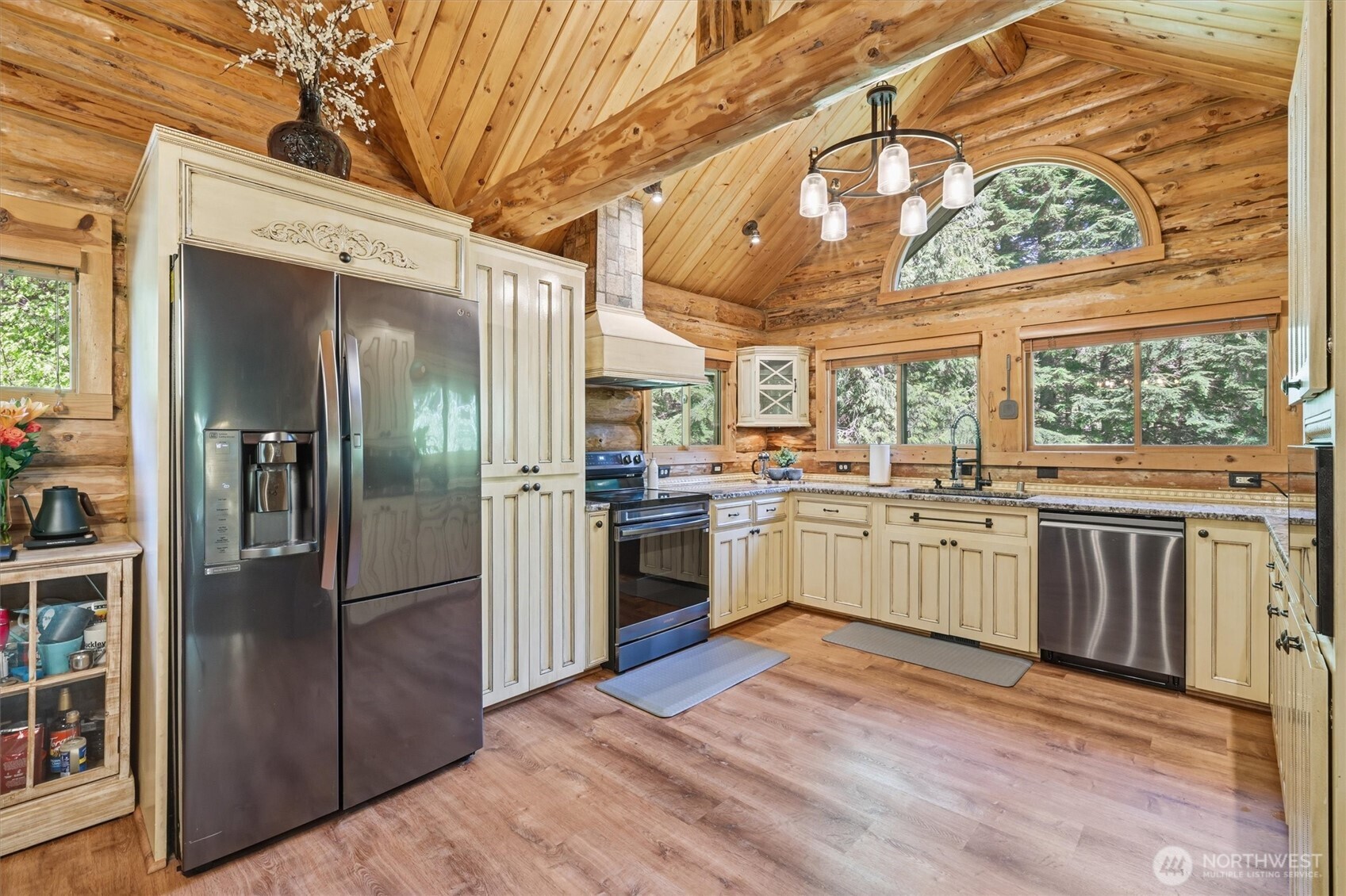 34184 SE 327th Place Ravensdale WA 98051