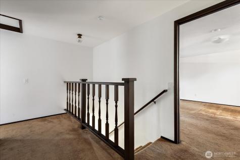 1076 NW Kitsap Terrace Oak Harbor WA 98277