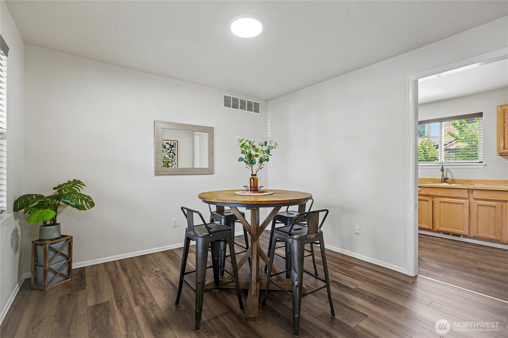 314 Factory Avenue N Renton WA 98057