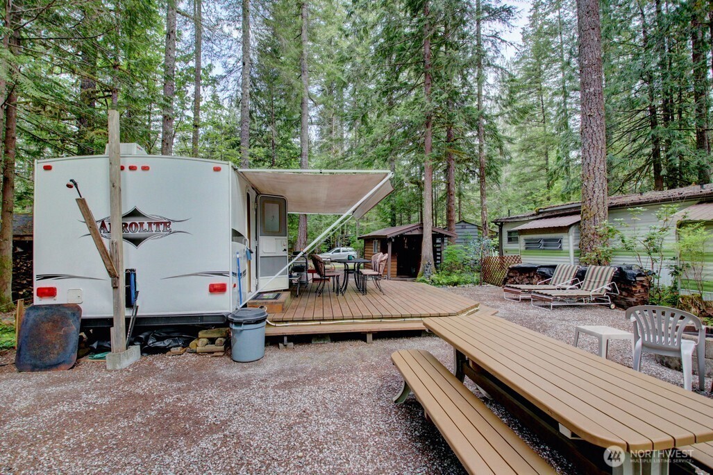 71 Wilderness Way Deming WA 98244