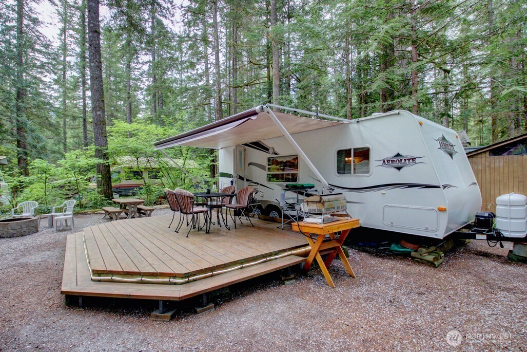 71 Wilderness Way Deming WA 98244