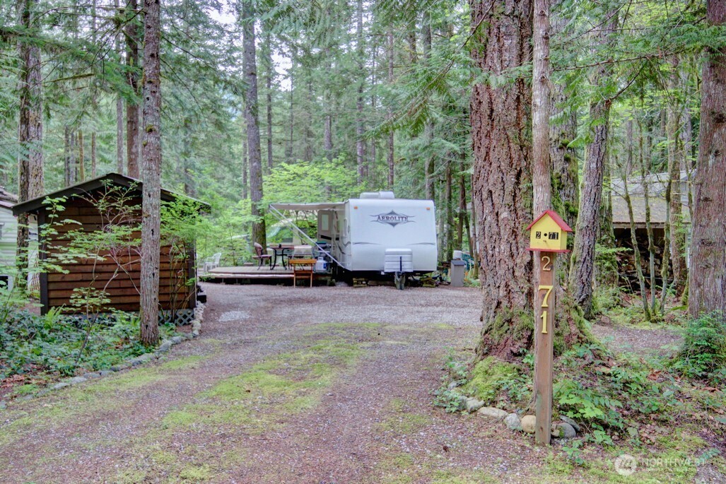 71 Wilderness Way Deming WA 98244