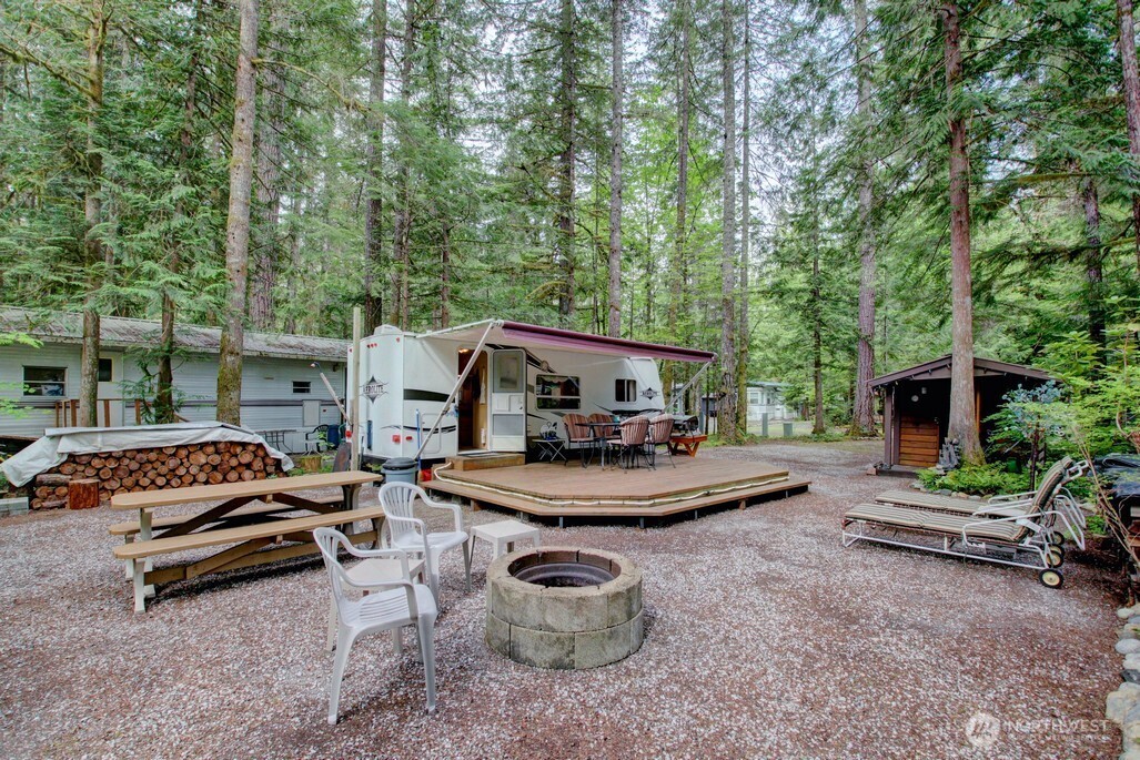 71 Wilderness Way Deming WA 98244