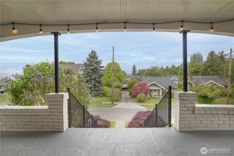 712 33rd Street Everett WA 98201