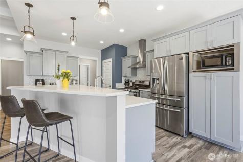 5013 Meadow View Drive Pasco WA 99301