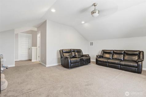 5013 Meadow View Drive Pasco WA 99301