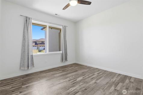 5013 Meadow View Drive Pasco WA 99301