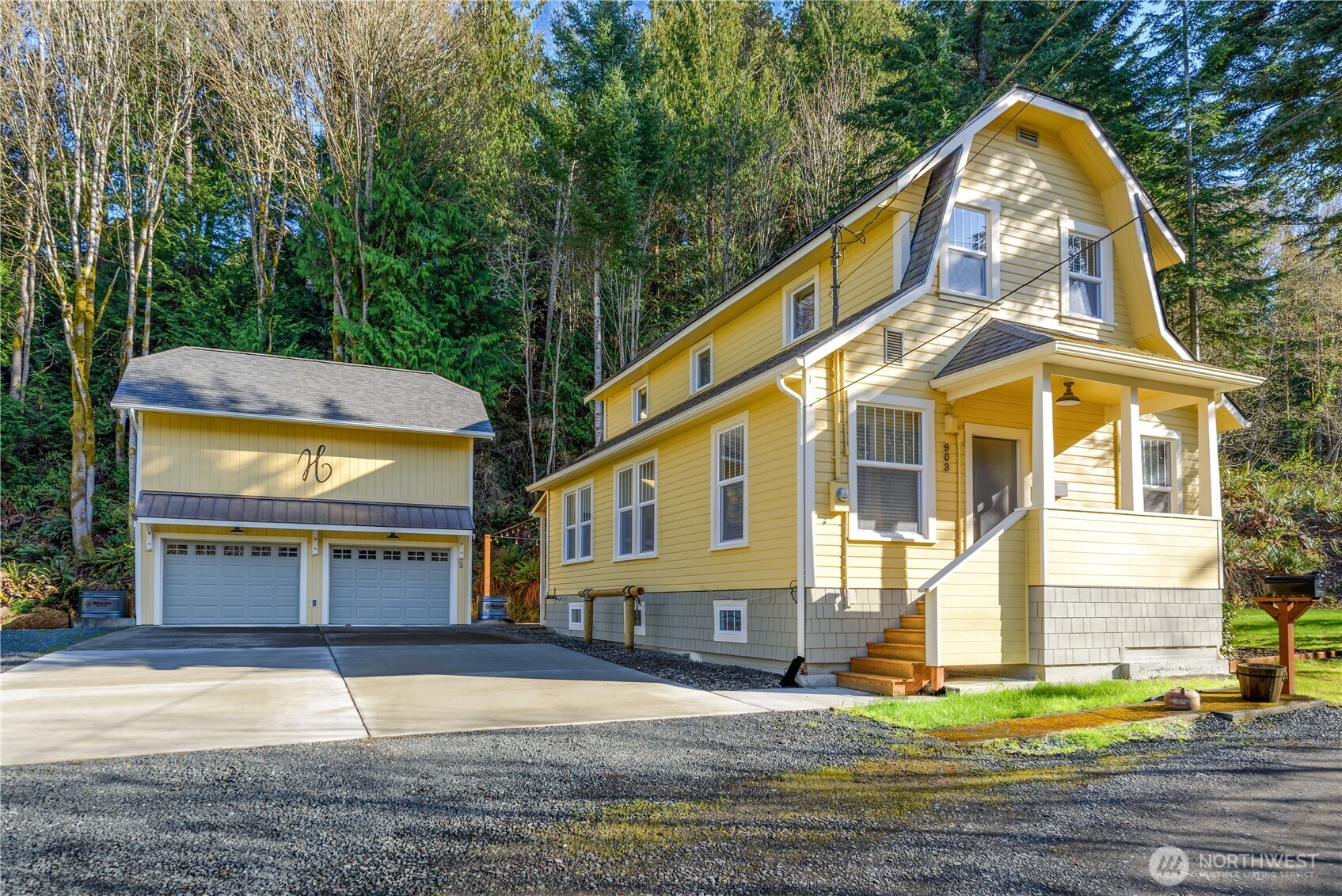 903 Valley Street Port Angeles WA 98362