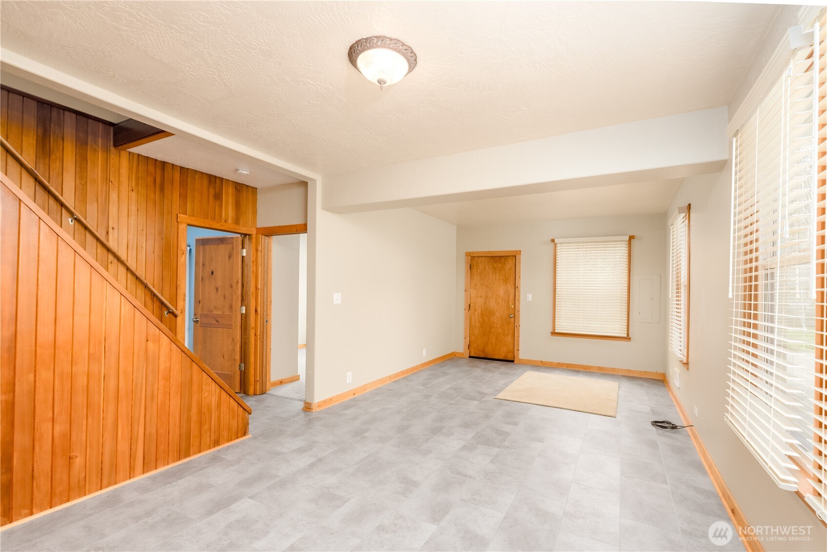 903 Valley Street Port Angeles WA 98362
