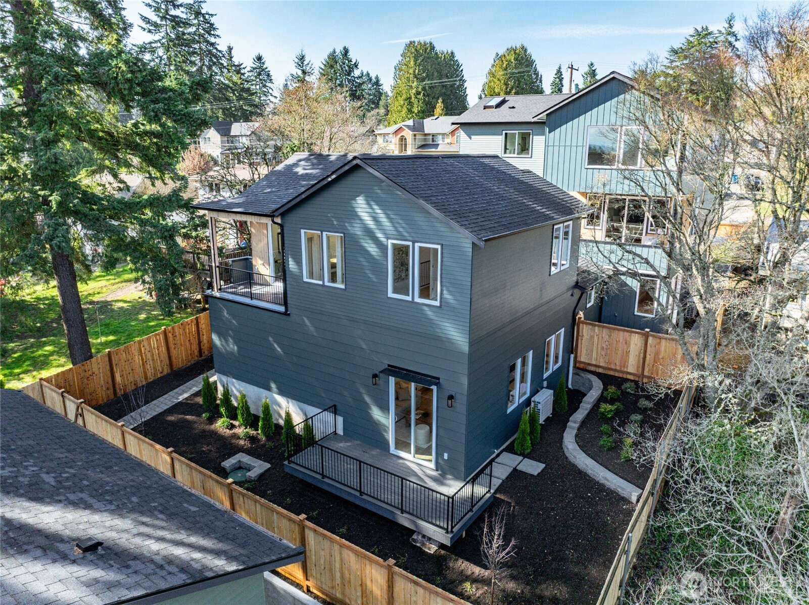 11738 23rd Avenue NE Seattle WA 98125