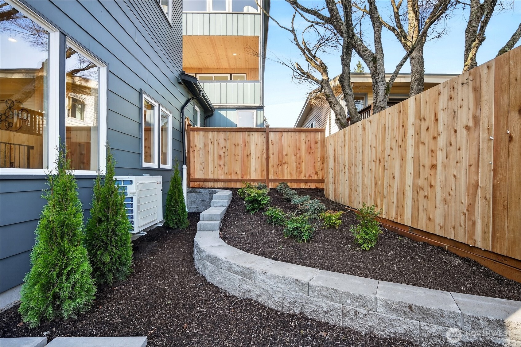 11738 23rd Avenue NE Seattle WA 98125