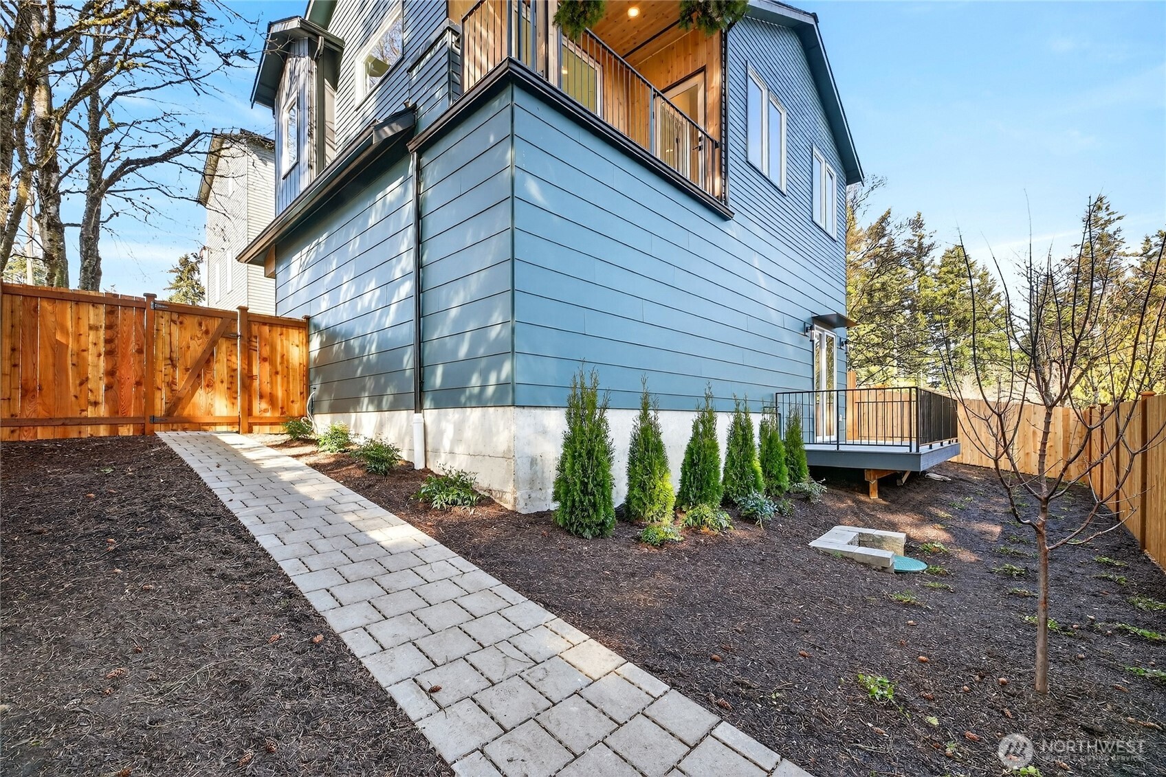 11738 23rd Avenue NE Seattle WA 98125