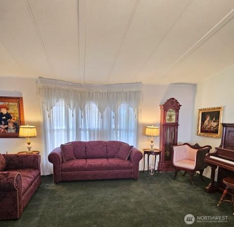 1427 100th Street Everett WA 98204