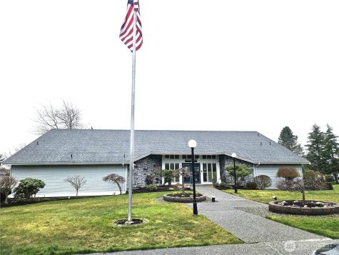 1427 100th Street Everett WA 98204