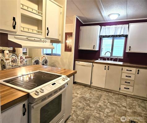 1427 100th Street Everett WA 98204