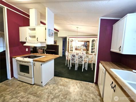 1427 100th Street Everett WA 98204