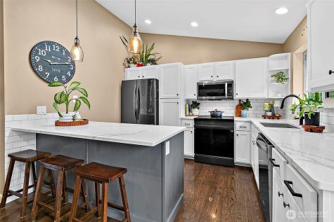 37008 20th Avenue S Federal Way WA 98003