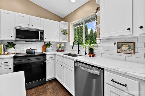 37008 20th Avenue S Federal Way WA 98003
