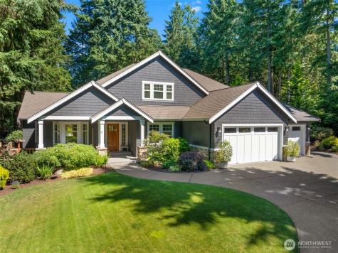 915 7th Court Fox Island WA 98333