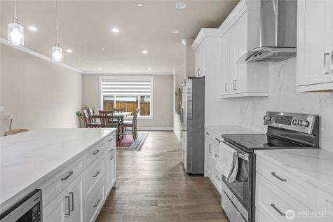 20214 104th Place SE Kent WA 98031