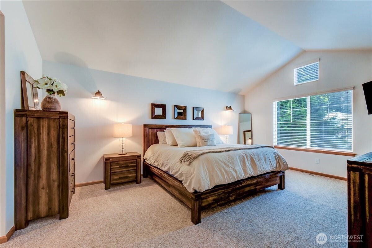 907 196th Place SW Lynnwood WA 98036