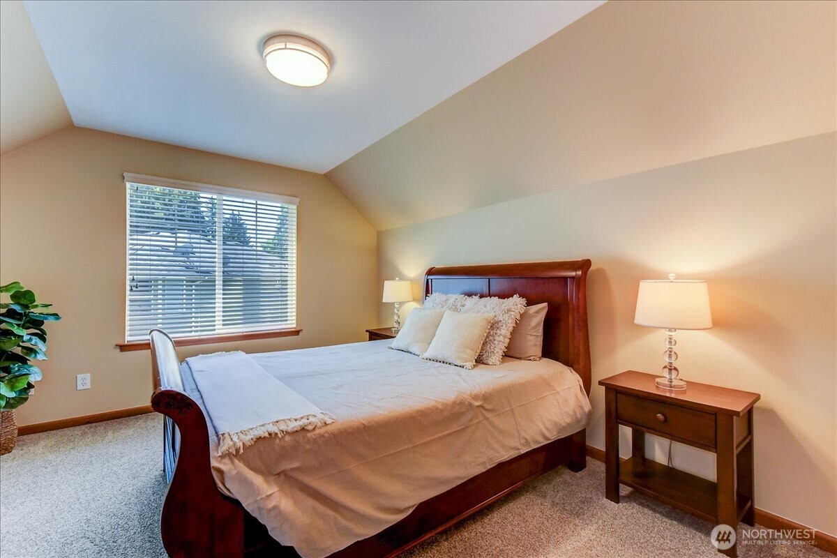 907 196th Place SW Lynnwood WA 98036