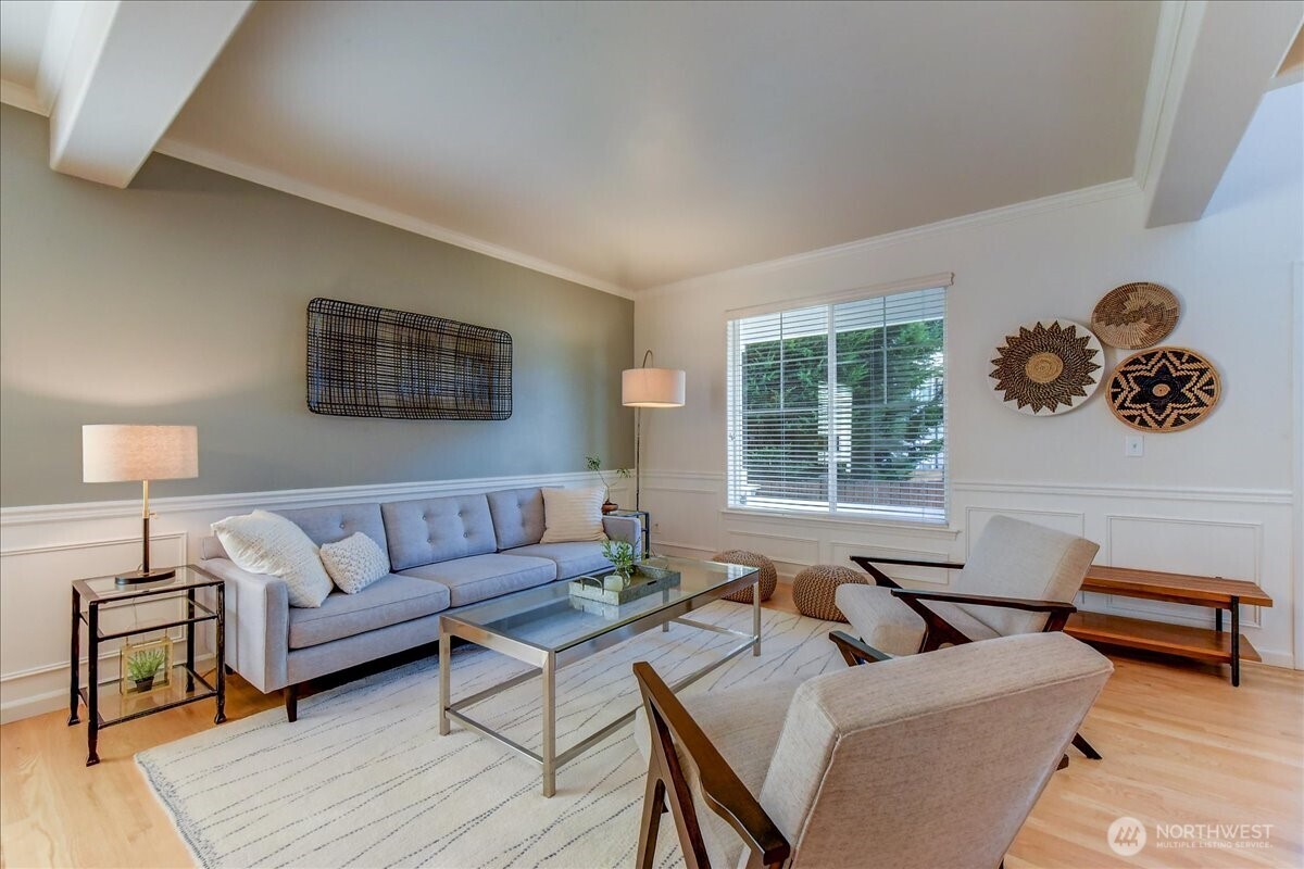 907 196th Place SW Lynnwood WA 98036