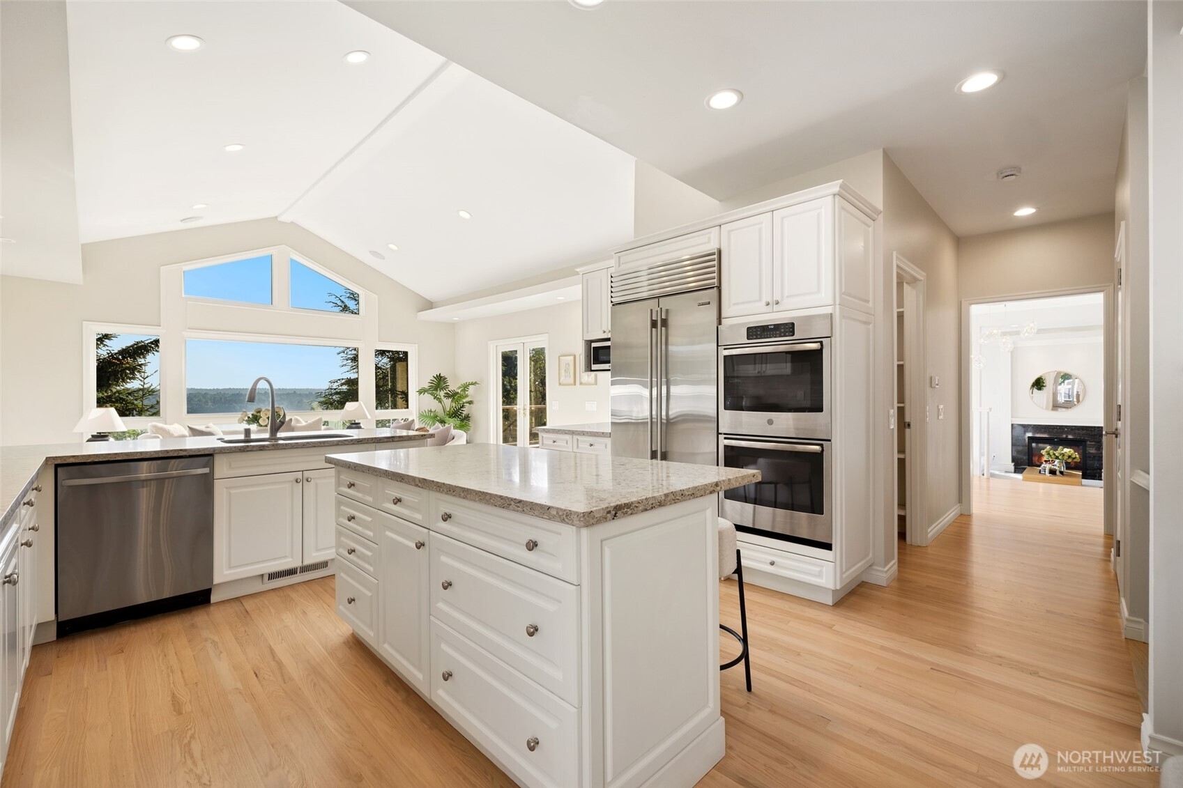 8144 W Mercer Way Mercer Island WA 98040