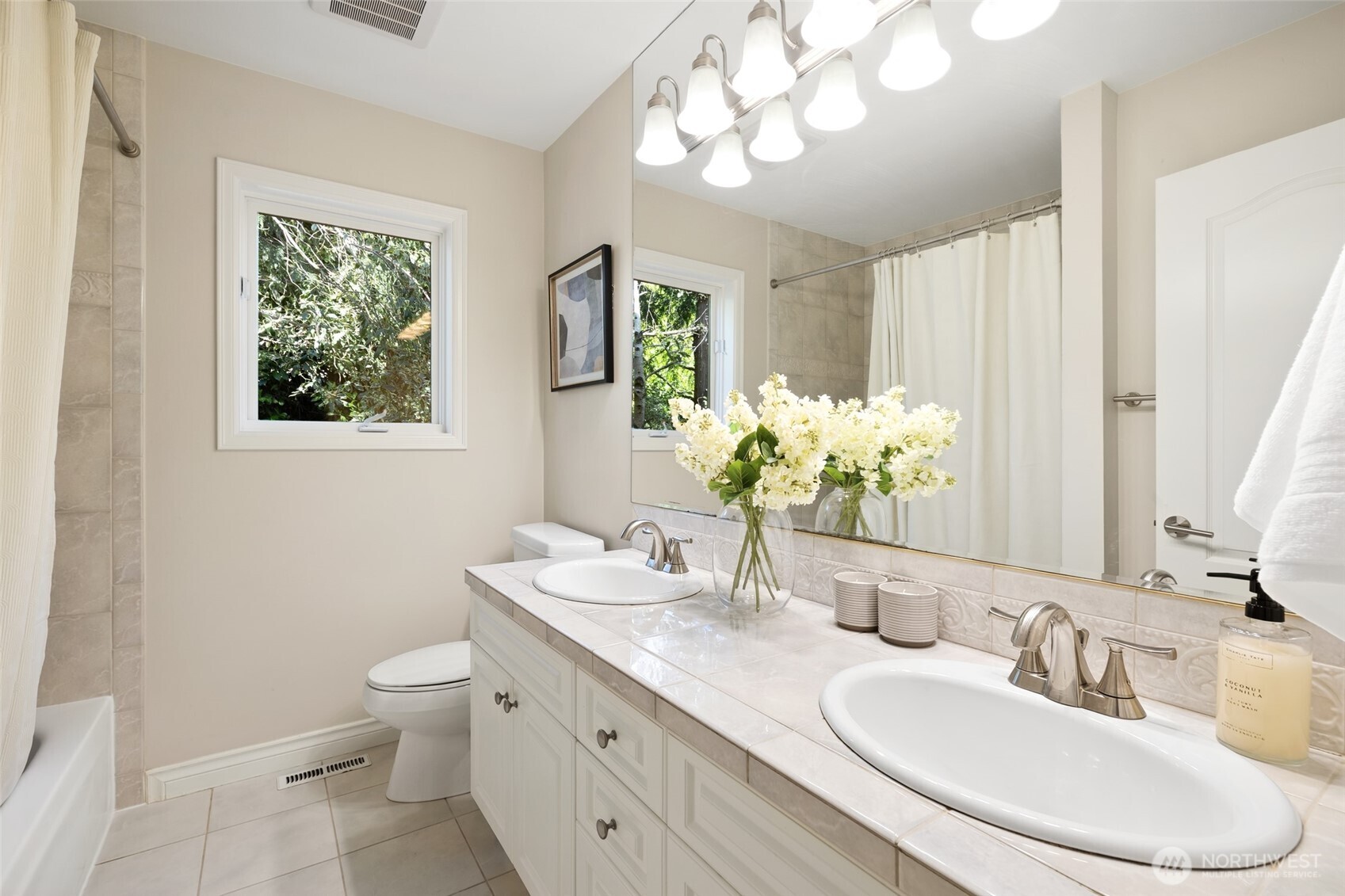 8144 W Mercer Way Mercer Island WA 98040