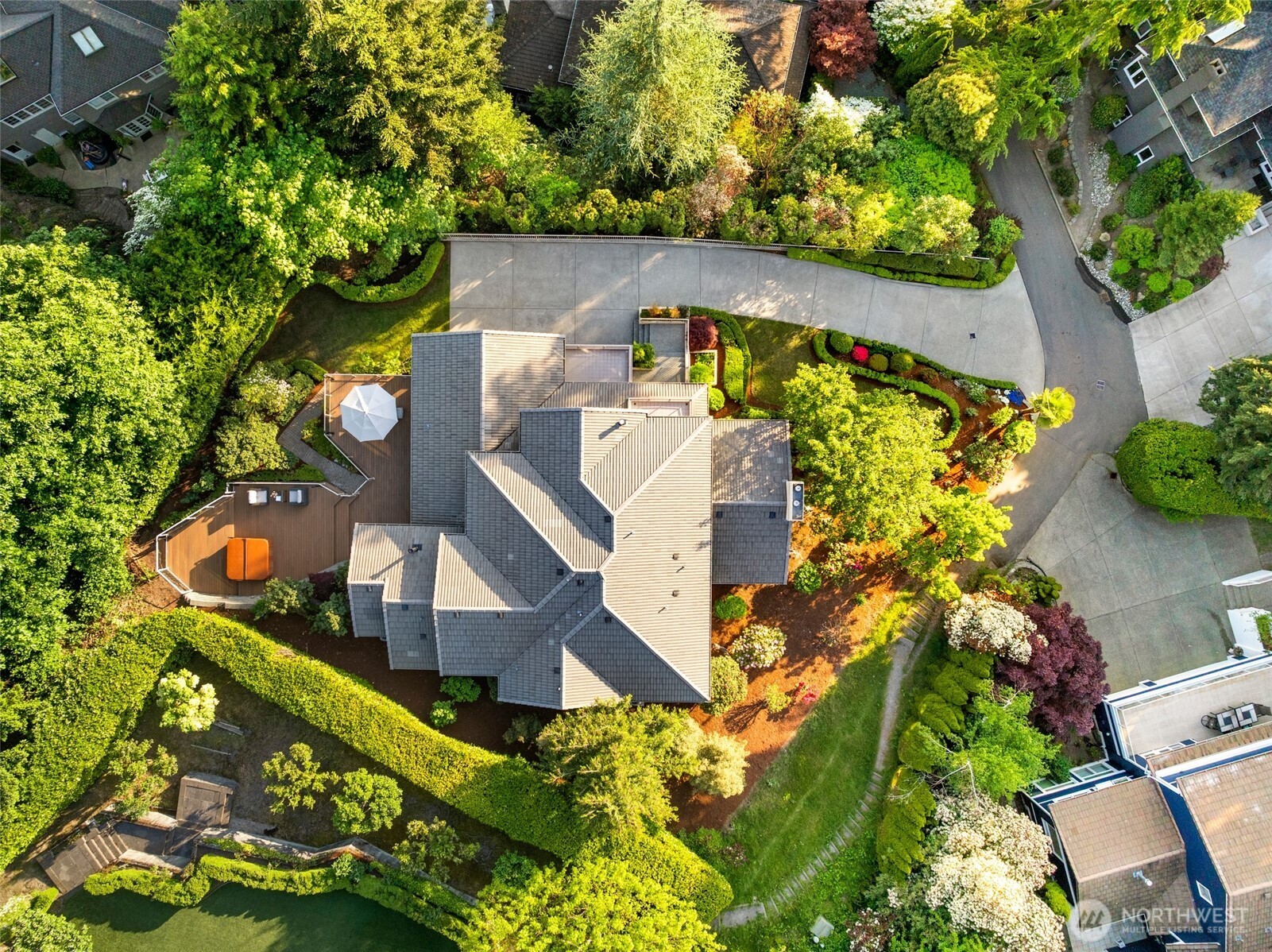 8144 W Mercer Way Mercer Island WA 98040