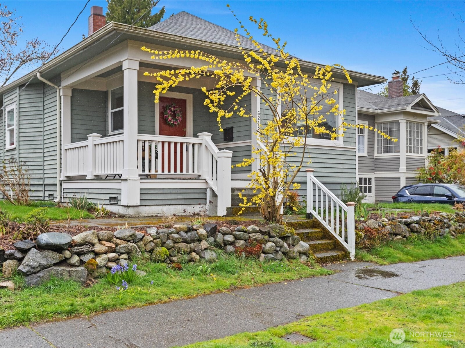 6215 Woodlawn Avenue N Seattle WA 98103