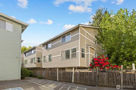 10520 Whitman Avenue N Seattle WA 98133