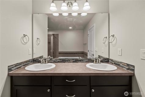 6705 139th Street Ct E Puyallup WA 98373