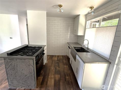 6011 185th Street SW Lynnwood WA 98037