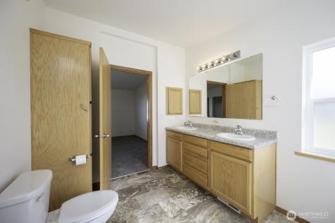7160 SE Bayview Avenue Othello WA 99344