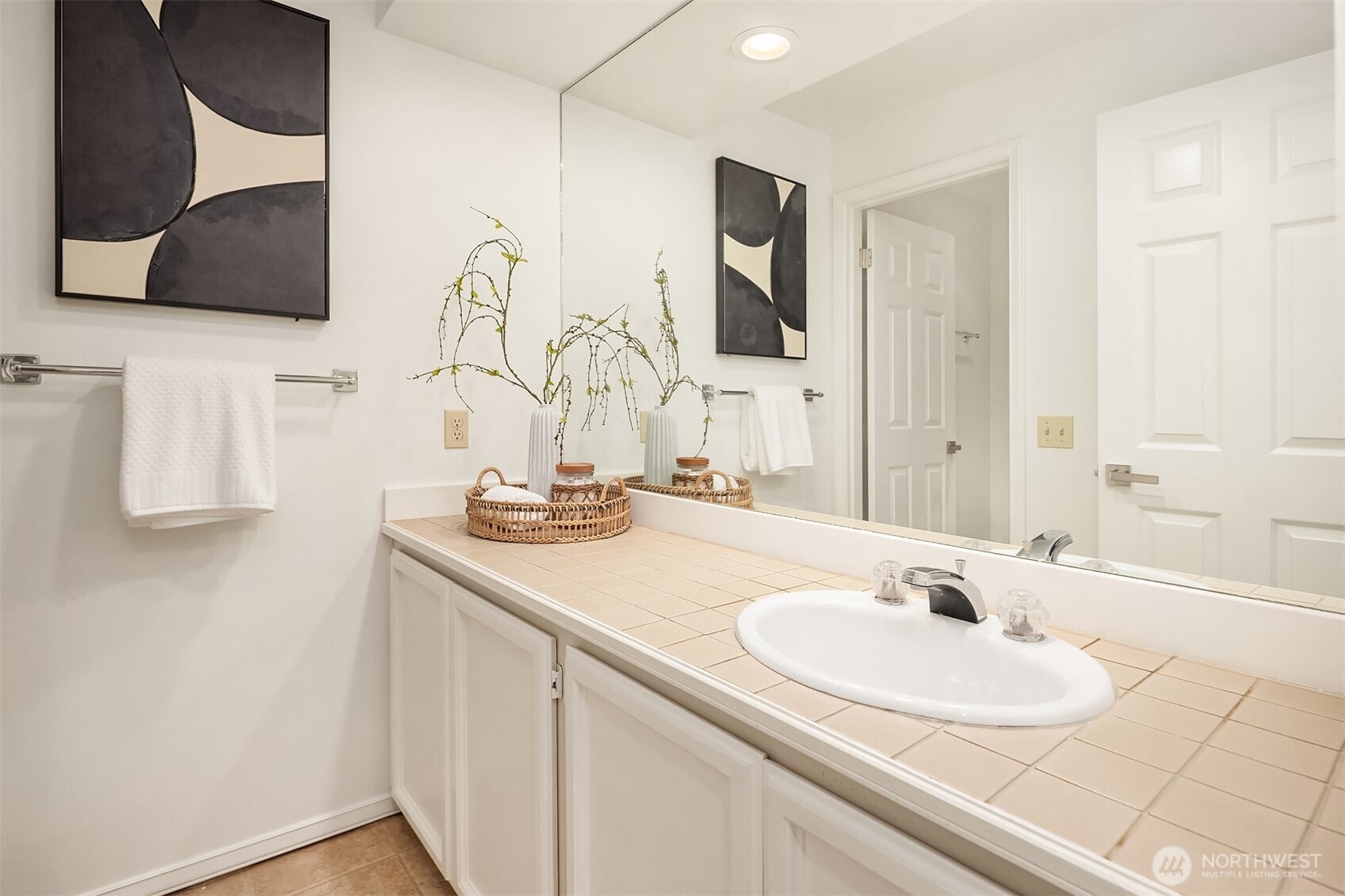 8531 Hunts Point Lane Hunts Point WA 98004